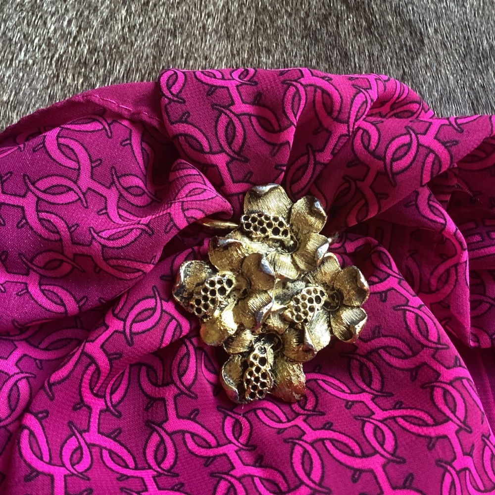 Spectacular Vintage Solid Brass Flower Floral Design Belt Buckle/Scarf Slide - Picture 13 of 14